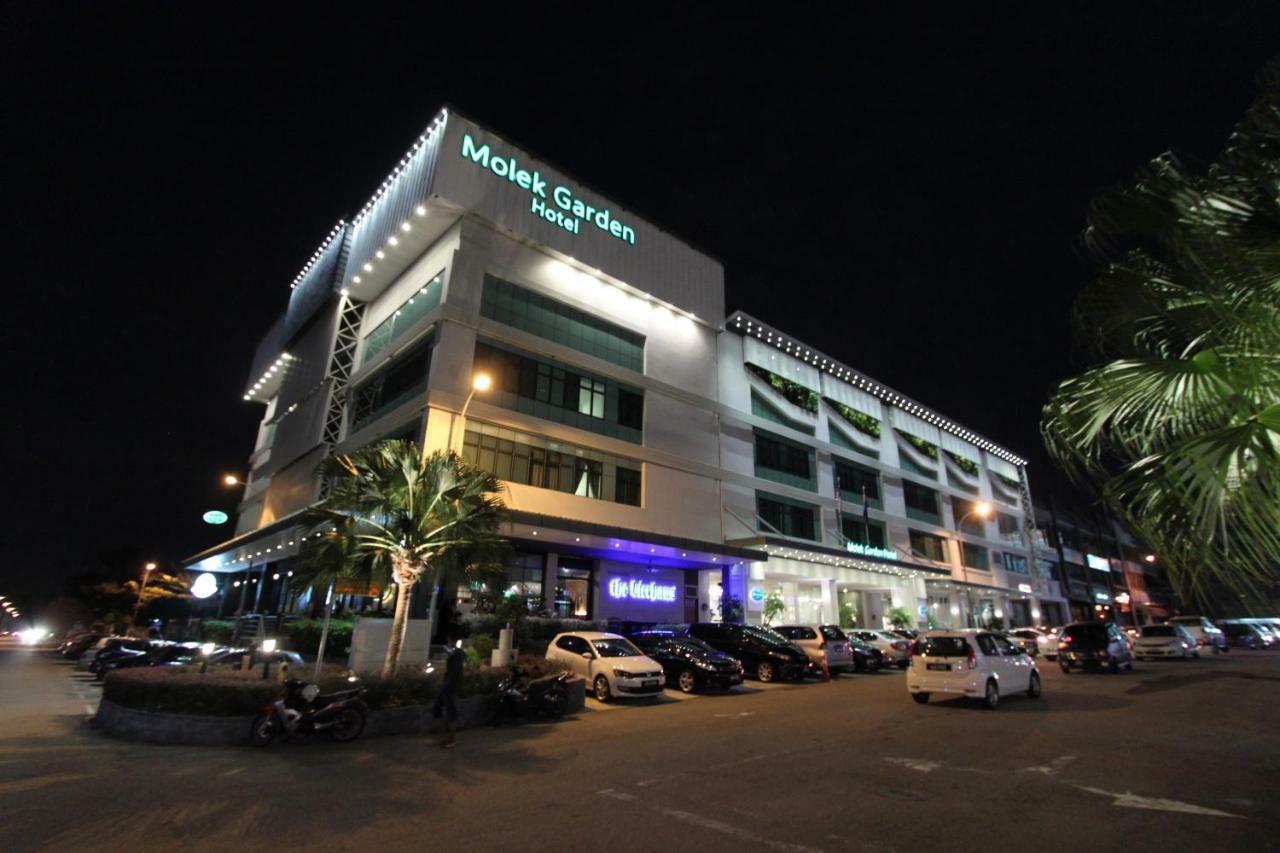 Hotel Molek Garden 2*